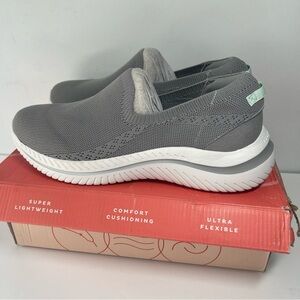 Easy Spirit 11 Wide Slip on Sneaker Gray Golda2 Mesh Knit 11W